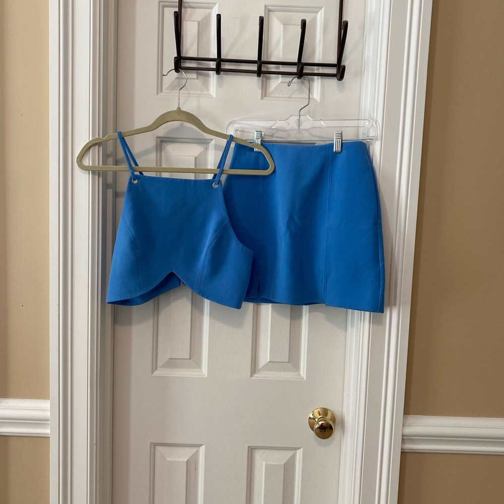 2 piece set